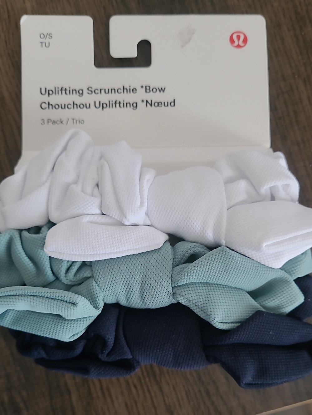 lululemon athletica Uplifting Scrunchie Bow 3-Pack — White, Sage, Navy